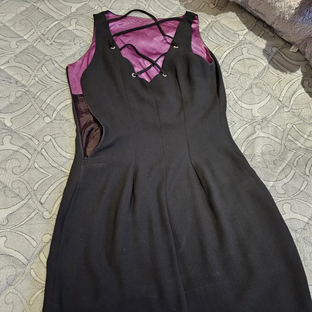 Party DRESS - Picture 4 of 4